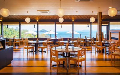 瀬戸内海の景色を一望できるレストラン