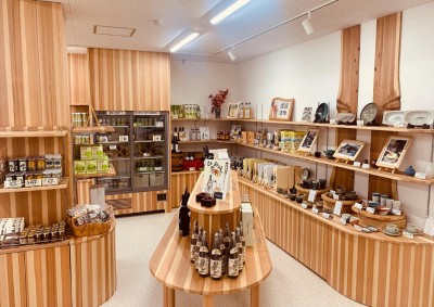 鳥取県産材を使ったコーナー